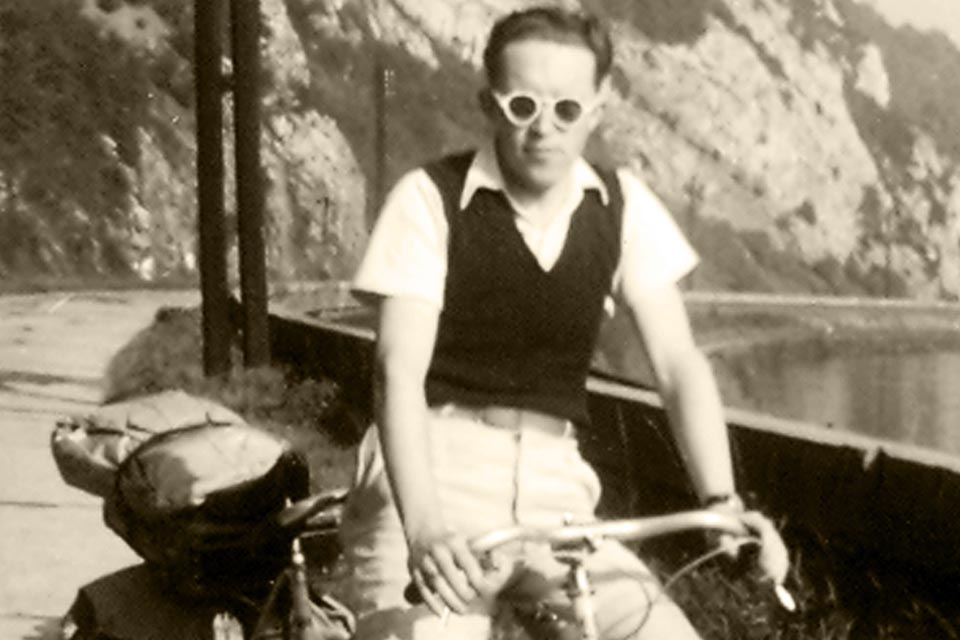 Mr Monfort jeune, en randonnée à vélo